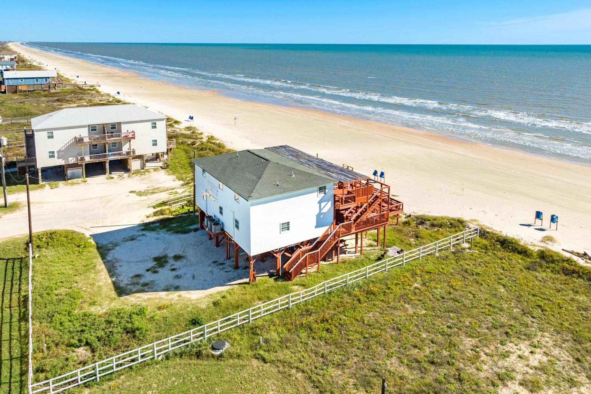 Unobstructed Oceanfront Sea Turtle Unit 2 Beach Pad! Surfside Beach Exterior foto